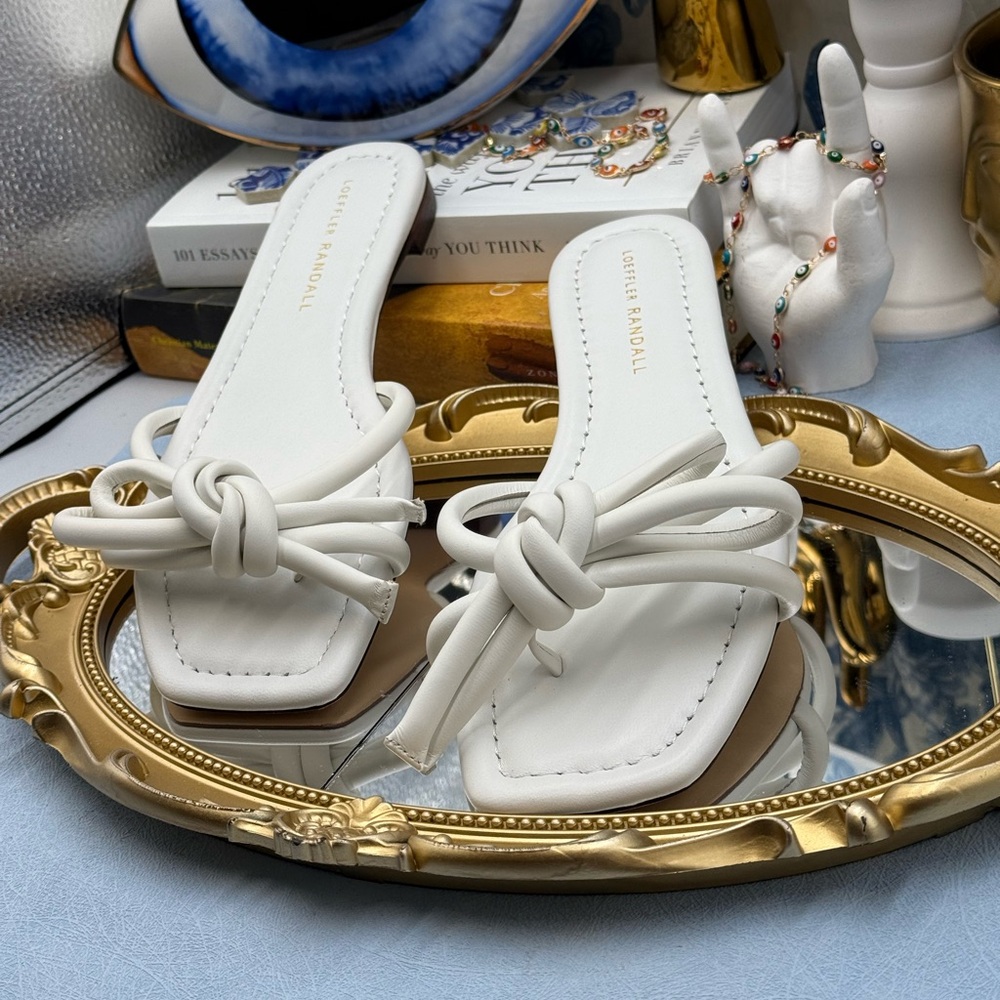 🆕 LOEFFLER RANDALL 🧿 NWOB Hadley Leather Bow Flat Sandals, White - Sz 7 B - Picture 5 of 12